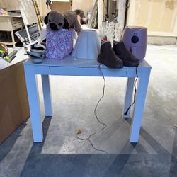 Free!! desk and air fryer
