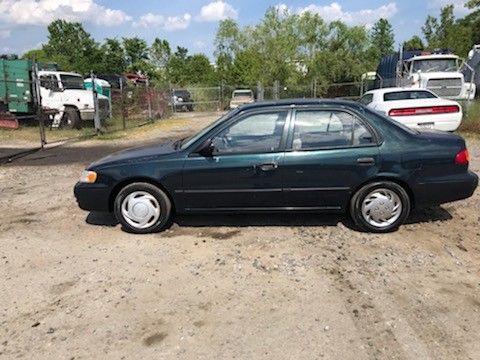 1999 Toyota Corolla 130k miles runs and drives!!!!