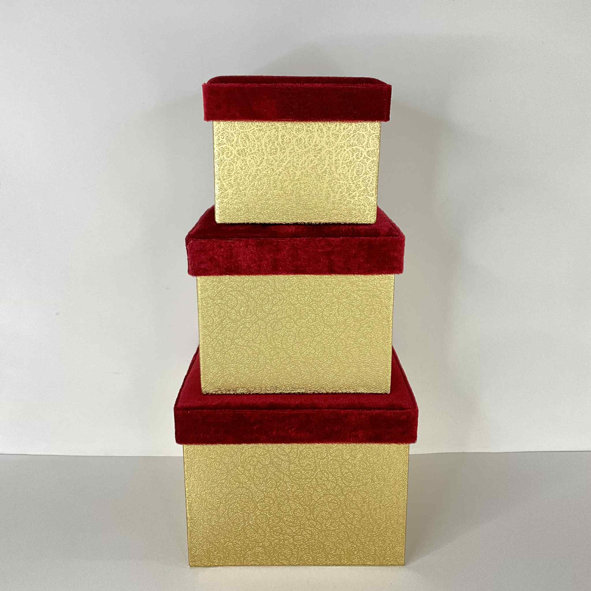 Holiday Red & Gold Stacking Gift Box Set - NEW