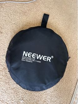 Neewer 5 in 1 reflector for photography