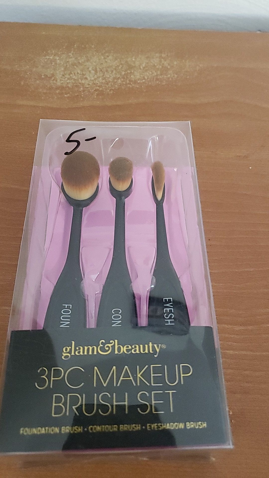 Makeup brushes brand new
