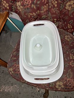 White Ceramic Casserole Dish with Glass Lid