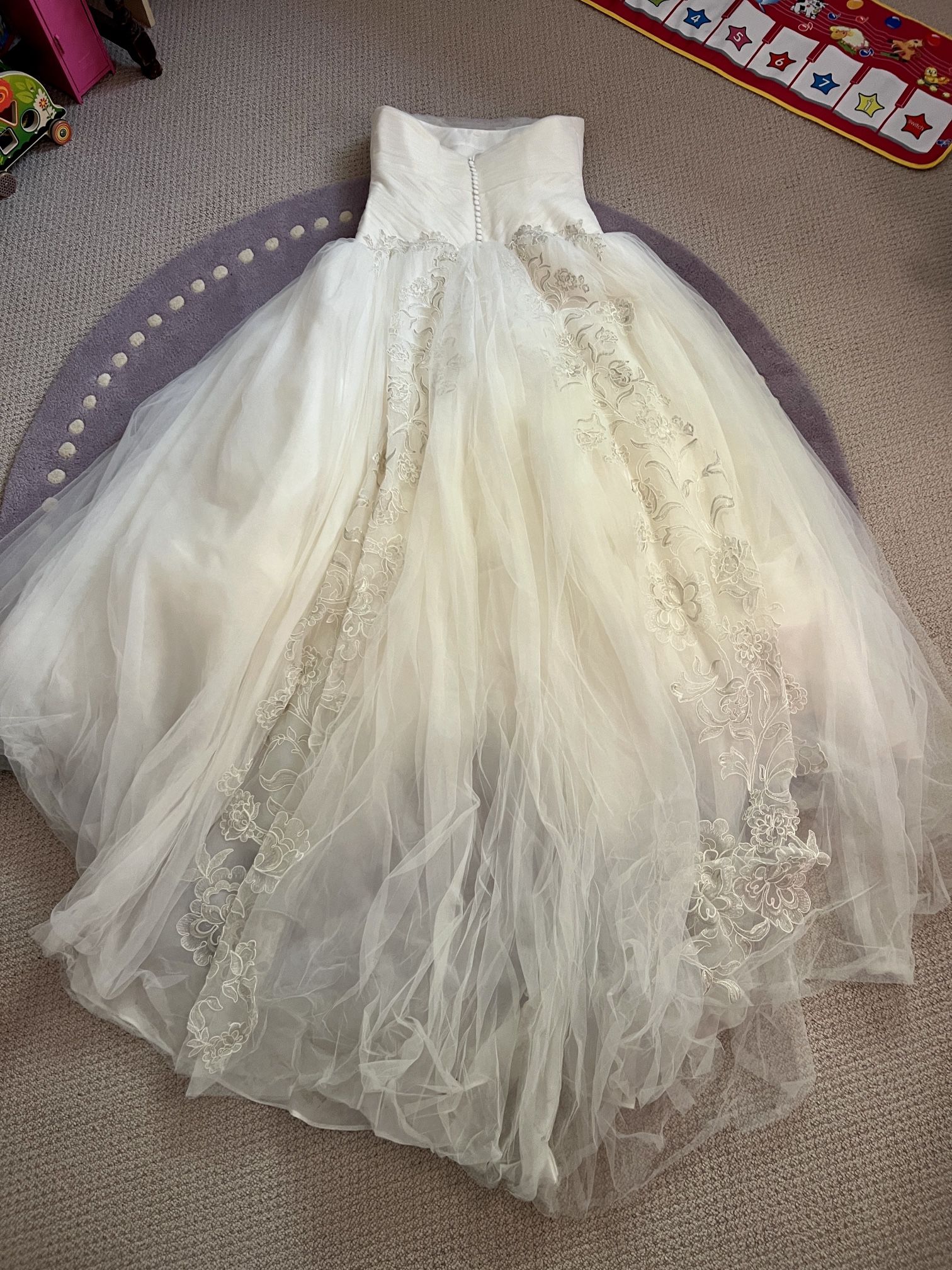Zac Posen Size 14 Wedding Dress