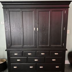 Armoire Furniture Set