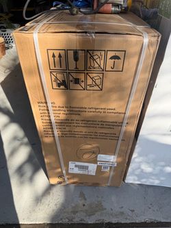 Amana, portable air, conditioner, humidifier, and heater