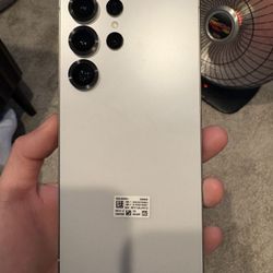 Samsung Galaxy S25 Ultra 256GB Titanium White – Unlocked – Mint Condition