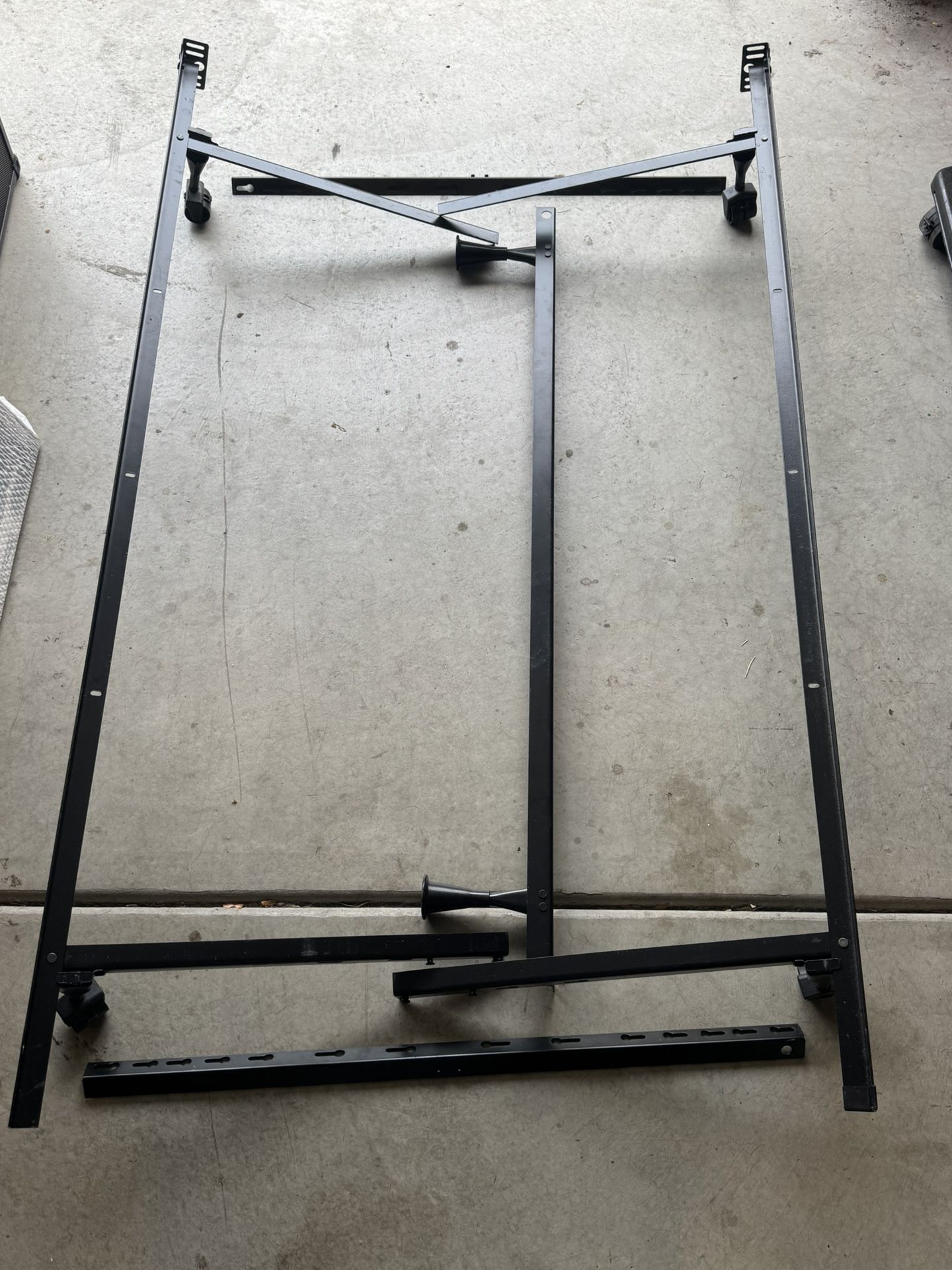 Adjustable Bed Frame (Twin/ Full/ Queen)