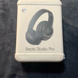 Beats Studio Pro