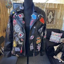 Womens Faux Leather Patch Jacket Size Large !! Good Condition !