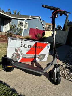 Segway - F3 Electric Scooter - High Performance 44 Mile Range, 20 MPH Speed & 10" Self-Sealing Tires