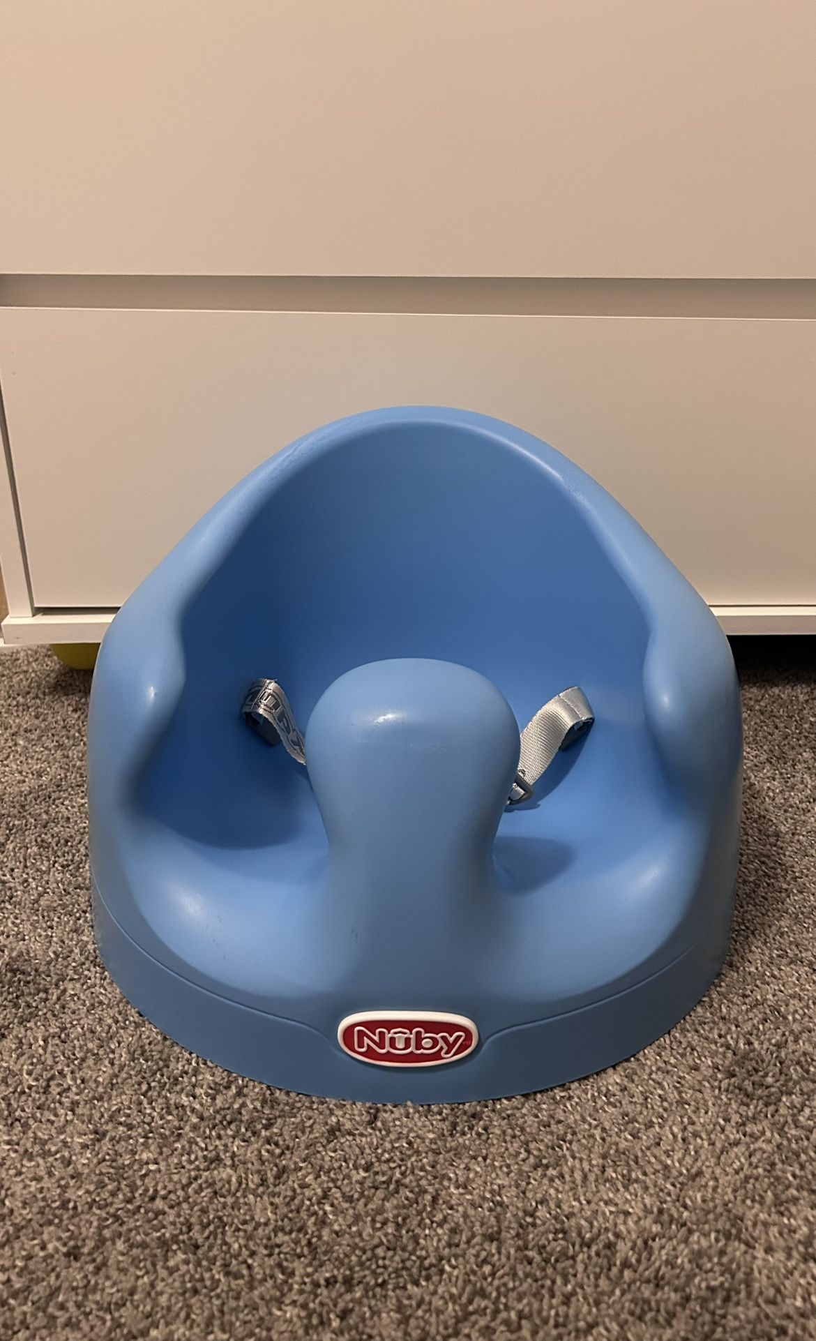 Nuby My Baby Seat, Foam Booster Seat with 3-Point Harness,