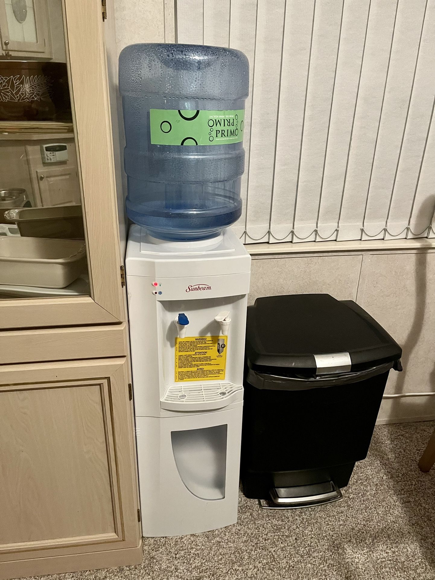 Sunbeam Water Cooler Barely Used! $65 Includes (1) Bottle