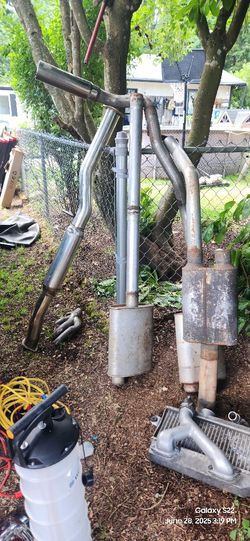 Multiple Exhaust Pieces 
