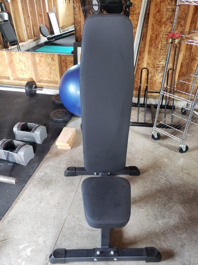 Upright Weight Bench, Fixed 90 Degrees