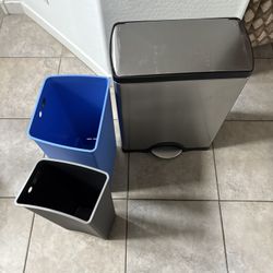 Simple Human Dual Bins Trash Can 