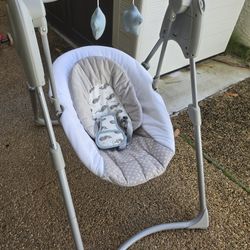 Graco Baby Swing