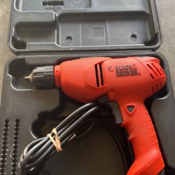 Black And Decker 120v Drill In Case 