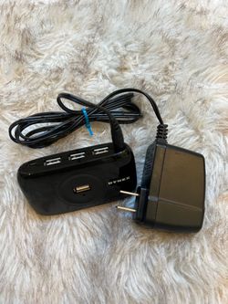 Dynex Powered USB 2.0 4-Port Hub