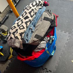 Free Clothes 