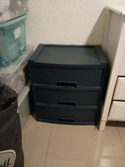Black 3-Drawer Plastic Storage Unit