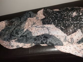 Pink and grey scarf