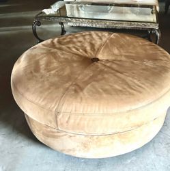 HUGE REDUCED LEATHER OTTOMAN /wheels