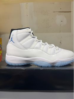 Nike Air Jordan 11 Retro “Legend Blue” – Men’s Size 10.5 – Like New