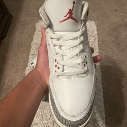 Air Jordan 3 Retro 'White Cement Reimagined' Size 12 brought from goat