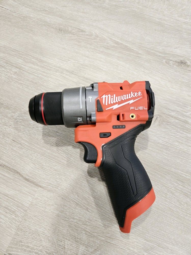 Milwaukee FUEL 12V Hammer Drill (Tool-Only)