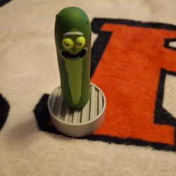 Pickle Rick Talking Figure Mini