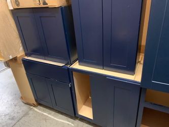 Navy Blue Shaker Kitchen Cabinets Set