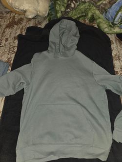 Light green sweater
