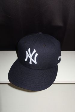 New era fitted hat
