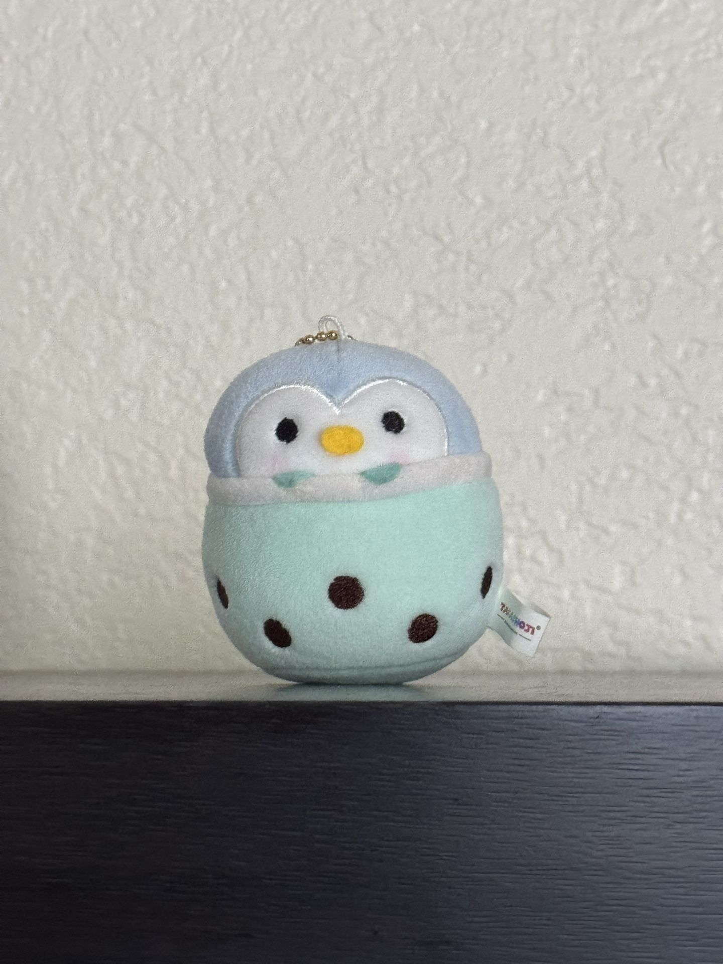 Takashoji penguin boba plushie keychain 3in