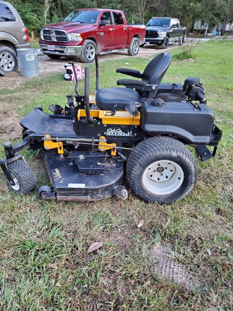 Cub cadet Commercial zero turn tank m60 for Sale in Splendora, TX OfferUp
