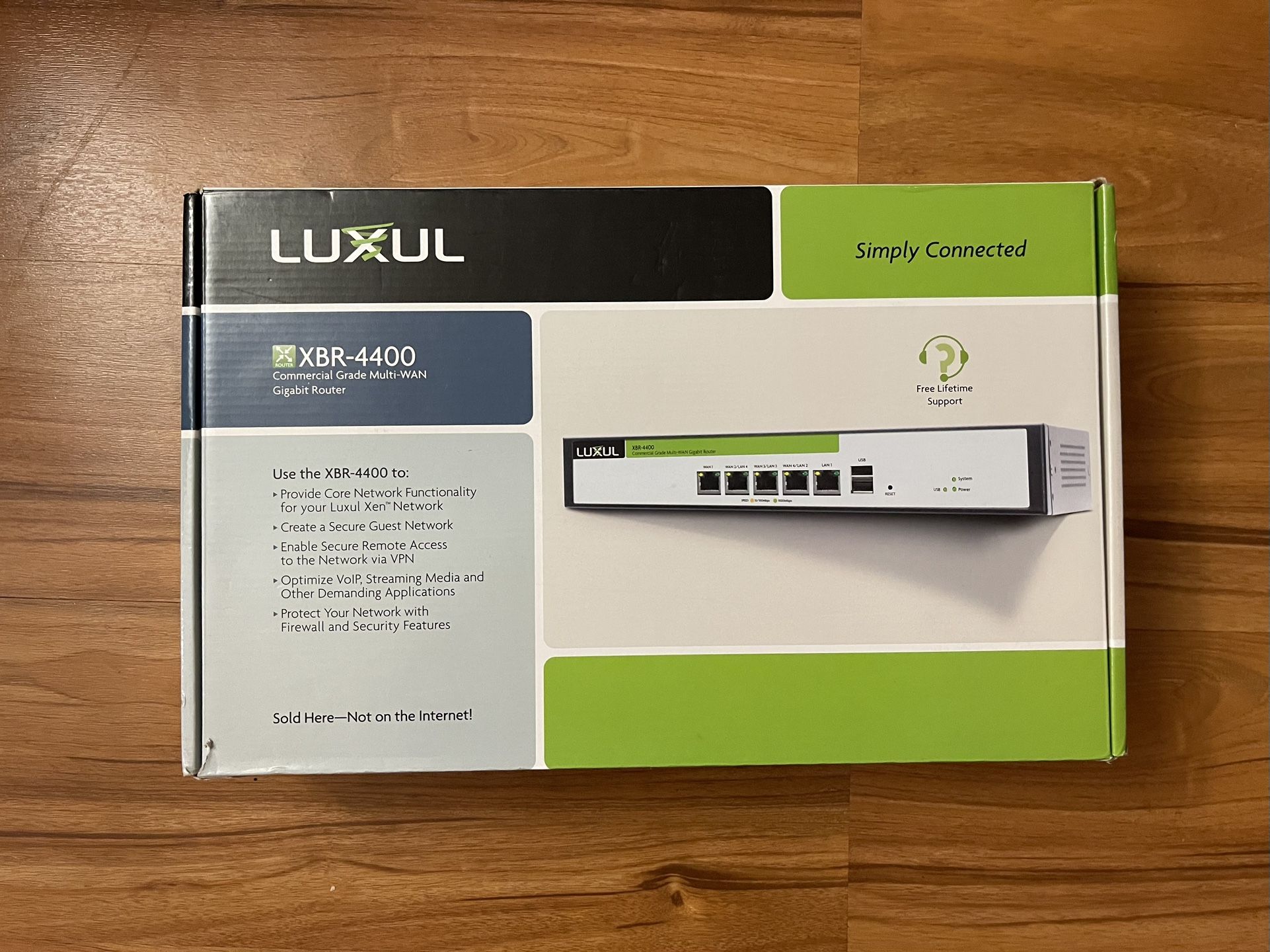 Luxul XBR-4400 Gigabit Router