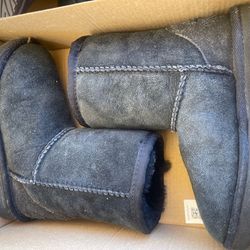 Ugg shoes NEW
