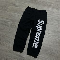 Supreme Sweatpants 