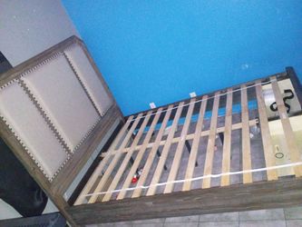 Queen bed