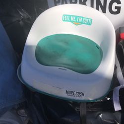Very nice kids booster seat only $15