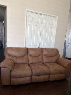 Couch recliner