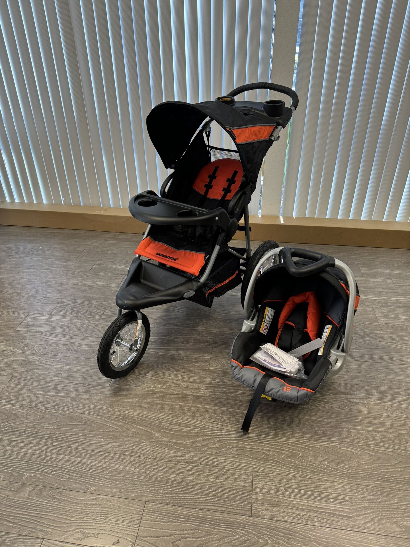 Brand New - Baby Trend Expedition Jogger Stroller And Infant Car Seat - $100 FIRM