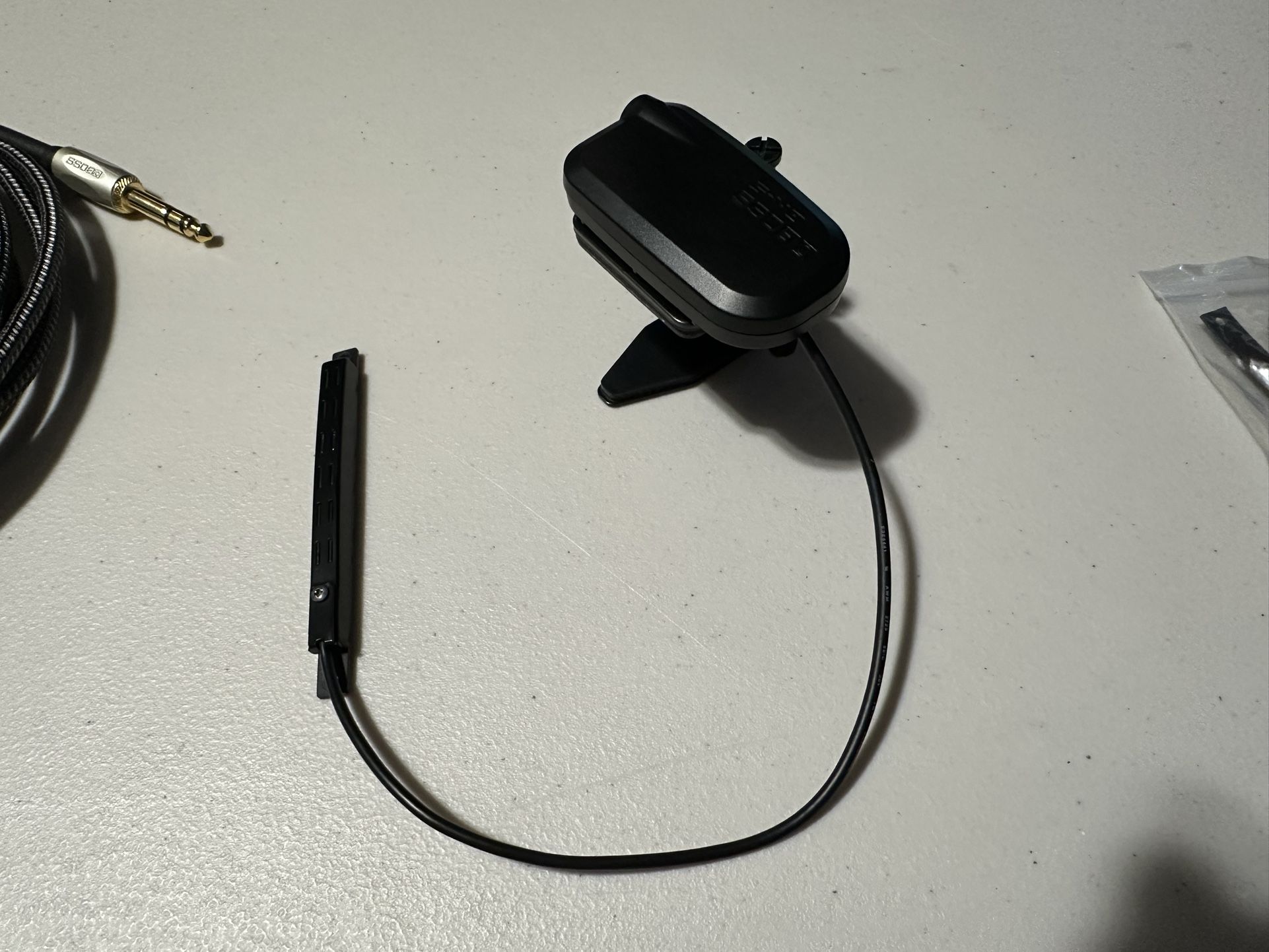 Boss GK-5 Divided Pickup