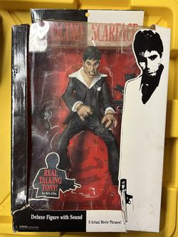 3 Scarface Tony Montana Mezco Figures
