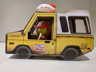 Disney Pixar Toy Story Green Alien Figure and Pizza Planet Truck (SDCC 2020 Exclusive)