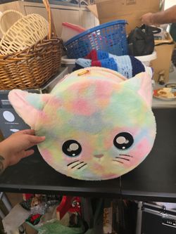 Na! Na! Na! Surprise kitty carrying case