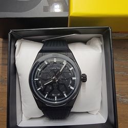 Invicta speedway rim quartz