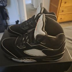 Jordan 5 Metallic Reimagined