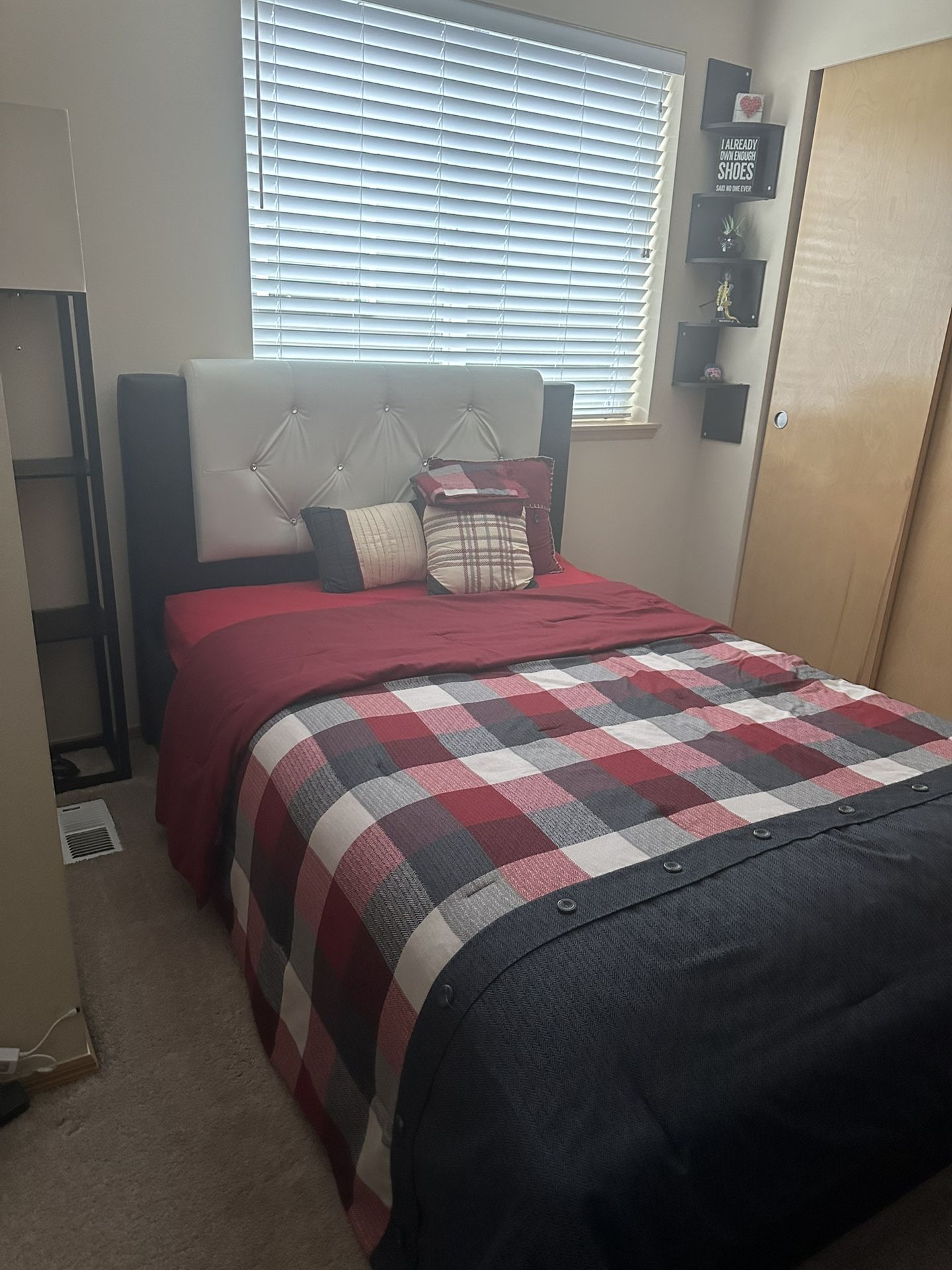 Twin Bed With Mattress 