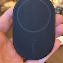 Belkin wireless MagSafe phone charger for car